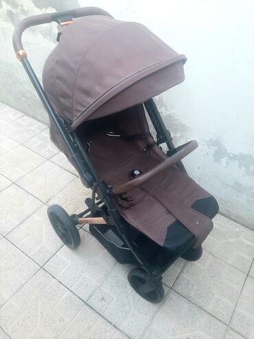 mima xari universal arabalar: Uşaq arabası – qatlanan işlənmiş .ətraflı votsapda deyə bilərəm
