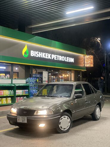 Daewoo: Daewoo Nexia: 2003 г., 1.5 л, Механика, Бензин, Седан