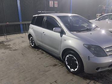 Toyota: Toyota Ist: 2002 г., 1.3 л, Автомат, Газ, Хэтчбэк — 3