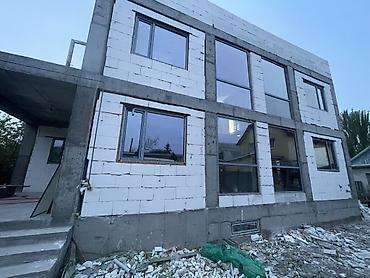 вытяжка очок: Алюминиевое окно на заказ, Тип окна: Витражные, Декоративные особенности: Декоративный переплет, Бесплатная установка, Без рассрочки — 4
