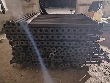 Строительные леса, стойки: Стойки телескопические 
дрек 
подпорка 
домкрат 
монолит — 21