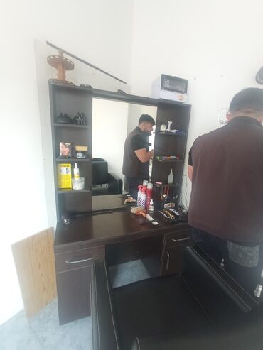 salon avadanlıq: Salam,Bər-bər üçün mebel dəsti moykali və moykasiz di adellni de