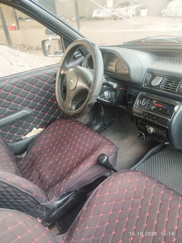 мотоцикл спортивный цена: Ford Festiva: 1993 г., 1.1 л, Механика, Бензин, Хетчбек