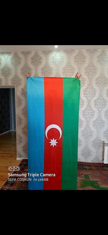 bayraq sifarişi: Məhsul: Azərbaycan bayrağı Təsvir: - Rənglər: mavi, qırmızı, yaşıl — 1
