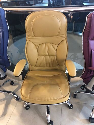 Ofis və oyun kresloları: Yeni, Təkərli, Qolları tənzimlənmir, Dəri -da lalafo.az — 8 Ofis və oyun kresloları: Yeni, Təkərli, Qolları tənzimlənmir, Dəri — 8