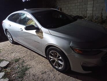 срочно срочно продам машину: Chevrolet Malibu: 2019 г., 1.5 л, Вариатор, Бензин, Седан