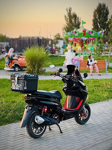 lt 46: Продается скутер Макси В идеальном состоянии, В комплект входит — 6