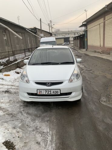 куплю аварийное авто в бишкеке: Honda Fit: 2003 г., 1.3 л, Вариатор, Бензин, Универсал