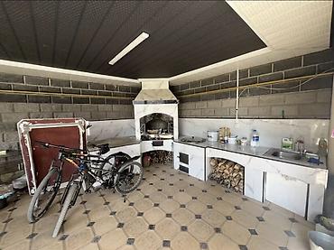 Продажа домов: 6 комнат и более, 270 м², 5 соток, Бишкек, Арча-Бешик ж/м Риэлтор — 5