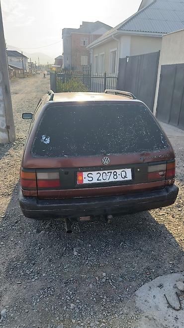 6 130: Volkswagen Passat Variant: 1991 г., Механика, Универсал — 3