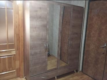 güzgülü skaf: İşlənmiş, 4 qapılı, Güzgülü, Qəhvəyi, Taxta, Açılan, Düz dolab — 1