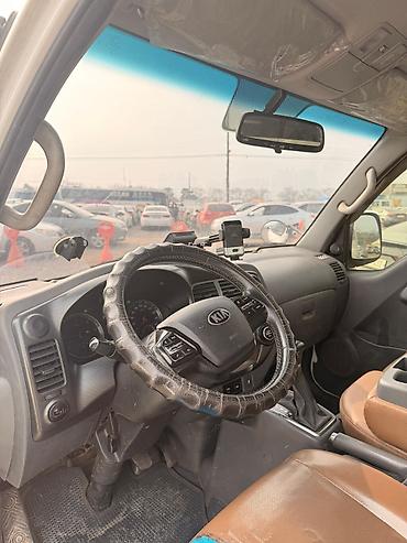 Kia: Kia BONGO: 2020 г., 2.5 л, Автомат, Дизель, Фургон — 15