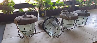 staklene case maxi: Prodajem baštenske fenjere - 4 vintage industrijske lampe marke Polam — 1