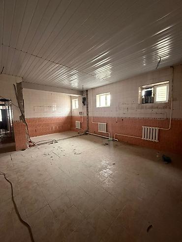 Продажа ресторанов, кафе: Продаётся готовый бизнес. Площадь помещения — 690 м². Здание — 11