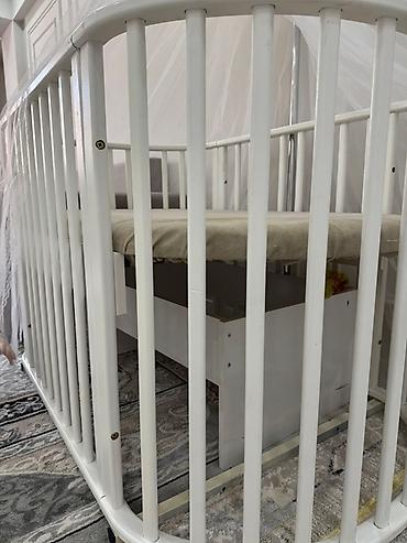 манеж 7 в 1: Детская кроватка-манеж с маятником.Регулируемое по высоте ложе — 4