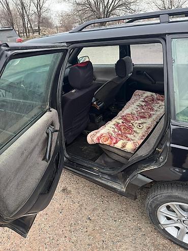 Volkswagen: Volkswagen Passat: 1990 г., 1.8 л, Механика, Бензин, Универсал — 7