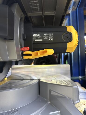 Плоскогубцы: Макита 2 батрейка 1 зарятник доставка по городу доставка по всему at lalafo.kg — 3 Плоскогубцы: Макита 2 батрейка 1 зарятник доставка по городу доставка по всему — 3