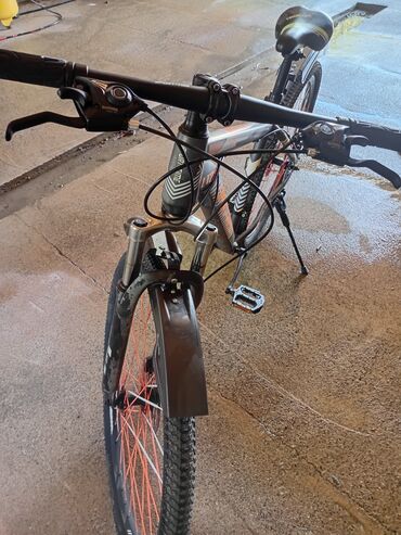 İdman velosipedləri: Dağ velosipedi – 27.5” təkərlər, ön amortizator, Shimano sürətlər -