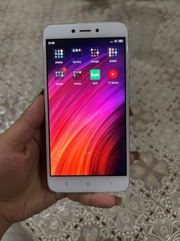 2 el telefon xiaomi: Xiaomi Redmi 4, 16 GB, rəng - Qızılı, 
 Düyməli, Sensor, Barmaq izi