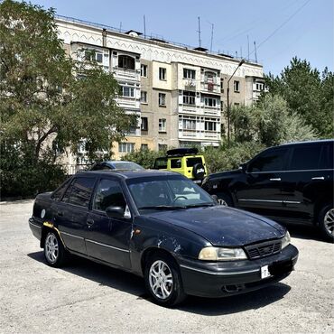самая деловая машина: Daewoo Nexia: 2005 г., 1.5 л, Механика, Бензин, Седан