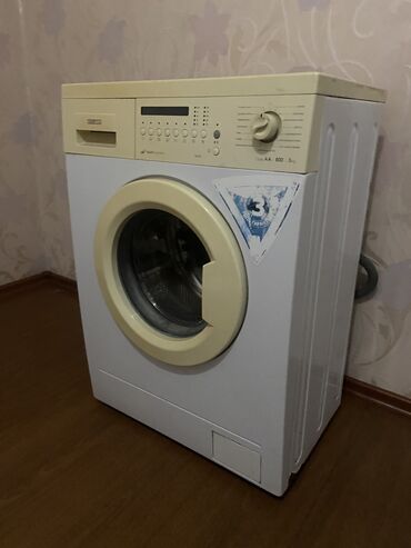 Стиральные машины: Стиральная машина Indesit, Б/у, Автомат, До 5 кг