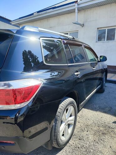 машина сервы: Toyota Highlander: 2011 г., 3.5 л, Автомат, Бензин, Внедорожник