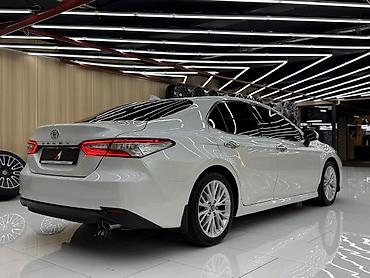 Продажа авто: Toyota Camry: 2018 г., 2.5 л, Автомат, Бензин, Седан — 3