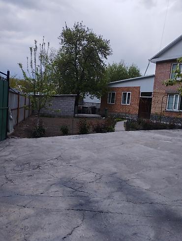 Продажа коттеджей и домов: Продаю двухэтажный дом улица тюлебердиева 24, 11. соток очень удобном — 2