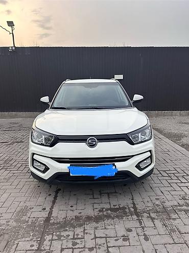 рекс 2015: Ssangyong Tivoli: 2018 г., 1.6 л, Автомат, Бензин, Кроссовер — 2