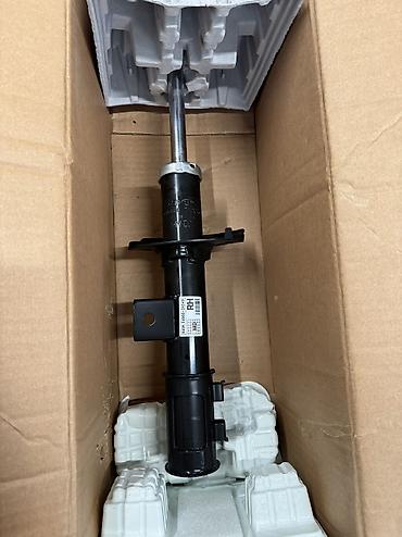 Амортизаторы, пневмобаллоны: Задний амортизатор, Передний амортизатор, Комплект амортизаторов Hyundai 2011 г., Новый, Оригинал — 2