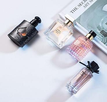 Парфюмерия: Подарочный набор мини-духов для женщин (Eau de Parfum) Состав: - 4 — 4