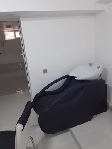 Kommersiya daşınmaz əmlakının satışı: Təcili satılır.Xırdalanda AAF parkda gözellik salonu 60 kvadrat sahesi — 8