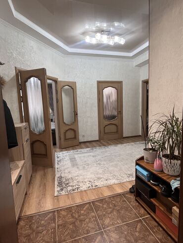 куплю квартиру в бишкеке 8 микрорайоне: 2 комнаты, 84 м², 4 этаж, Евроремонт