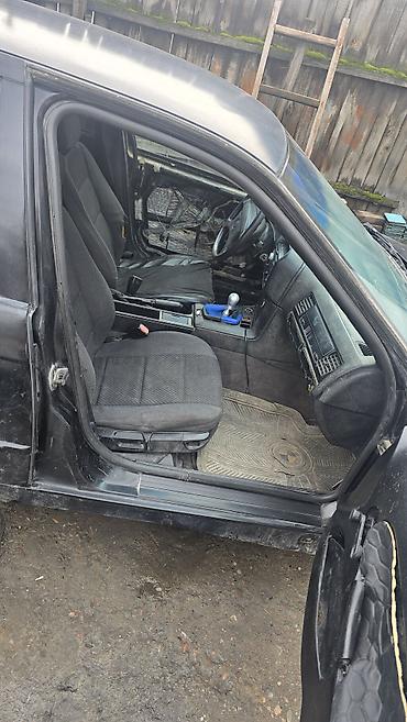 BMW: BMW 316: 1993 г., 1.6 л, Механика, Бензин, Седан — 5