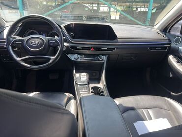 Hyundai: Hyundai Sonata: 2019 г., 2 л, Автомат, Газ, Седан — 8