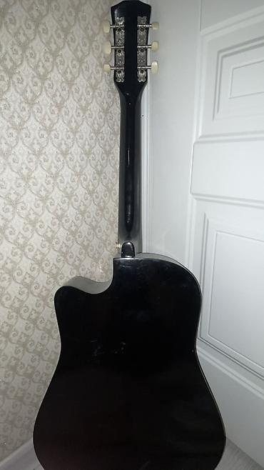 Гитары: Акустическая гитара Chord, форма дредноут с вырезом (cutaway), цвет — — 3