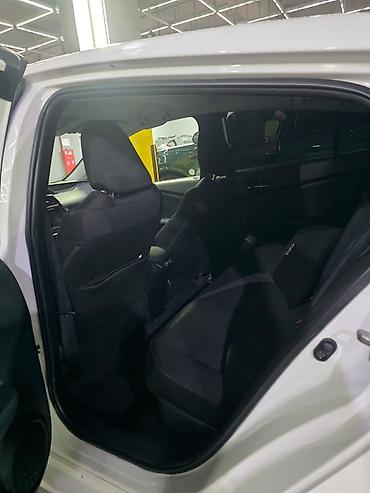 lexus lx 470 2002: Toyota Prius: 2021 г., 1.8 л, Автомат, Гибрид, Лифтбек — 8
