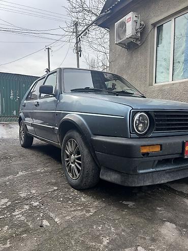 Унаа сатуу: Volkswagen Golf: 1991 г., 1.8 л, Кол менен иштөөчү, Бензин, Хетчбек — 2