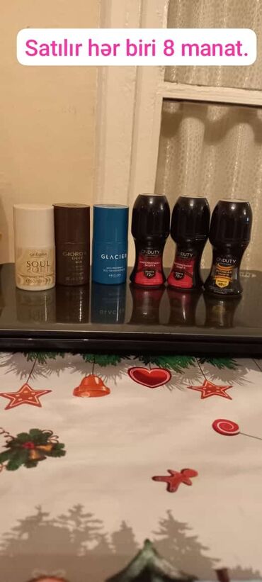 Ətriyyat: Oriflame brendinin "Dancing Lady Hypnotic Night" ətri. Bu ətir 50 ml — 22