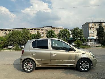 fr v: Toyota Yaris: 2003 г., 1 л, Механика, Бензин, Хэтчбэк — 4