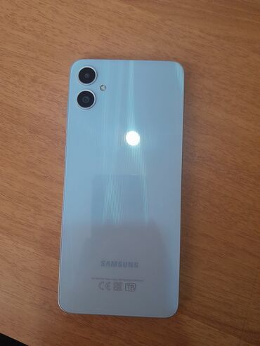 Samsung: Samsung Galaxy A05, 64 GB, rəng - Gümüşü, Sensor, Barmaq izi, İki sim kartlı