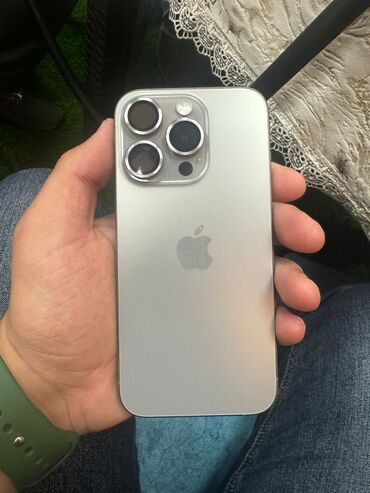 apple telefon: IPhone 15 Pro, 128 GB, Gümüşü, Simsiz şarj, Face ID