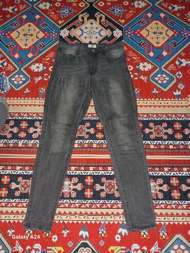 сапоги женские б у: ЭТО ПРЕКРАСНОО серые прямые джинсы от российской компании EMKA
