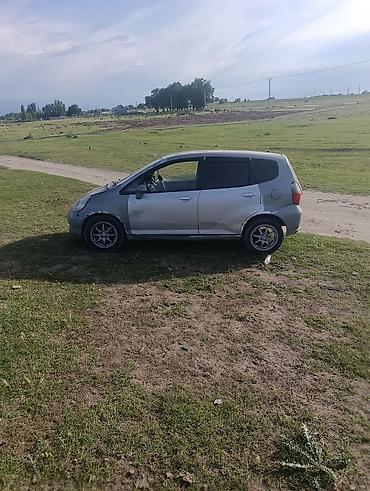 jac авто: Honda Fit: 2003 г., Автомат, Бензин, Хэтчбэк — 4