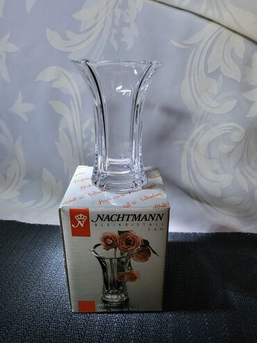 Vaze i saksije: Vaza, Novo na lalafo.rs — 3 Vaze i saksije: Vaza, Novo — 3