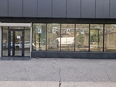 киоска ош: Часть магазина, В жилом доме, 225 м² С ремонтом, 1 линия, Комната для персонала, Кондиционер — 1
