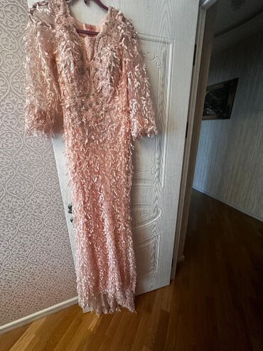 qızıl balıq yağı: Вечернее платье, Макси, M (EU 38)