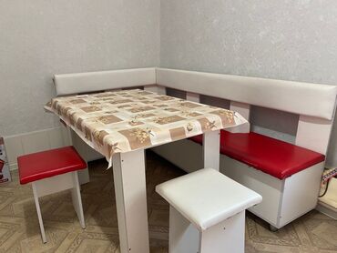 мебель гостиный: Комплект стол и стулья Кухонный, Б/у