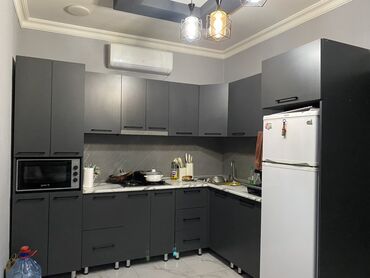 Həyət evləri və villaların satışı: 4 otaqlı, 90 kv. m, Orta təmir — 14