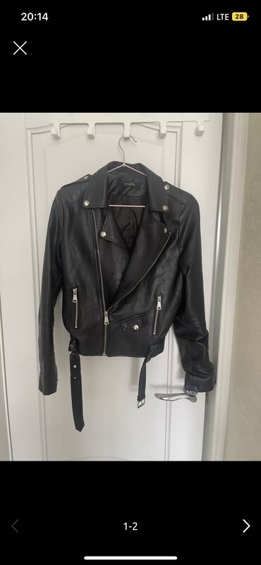 секонд хенд кожаные куртки: Кожаная куртка в идеальном состоянии, без изъянов размер 44 
400 сом